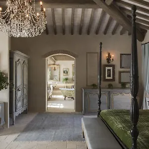 ***** Hotell Borgo Santo Pietro Italien