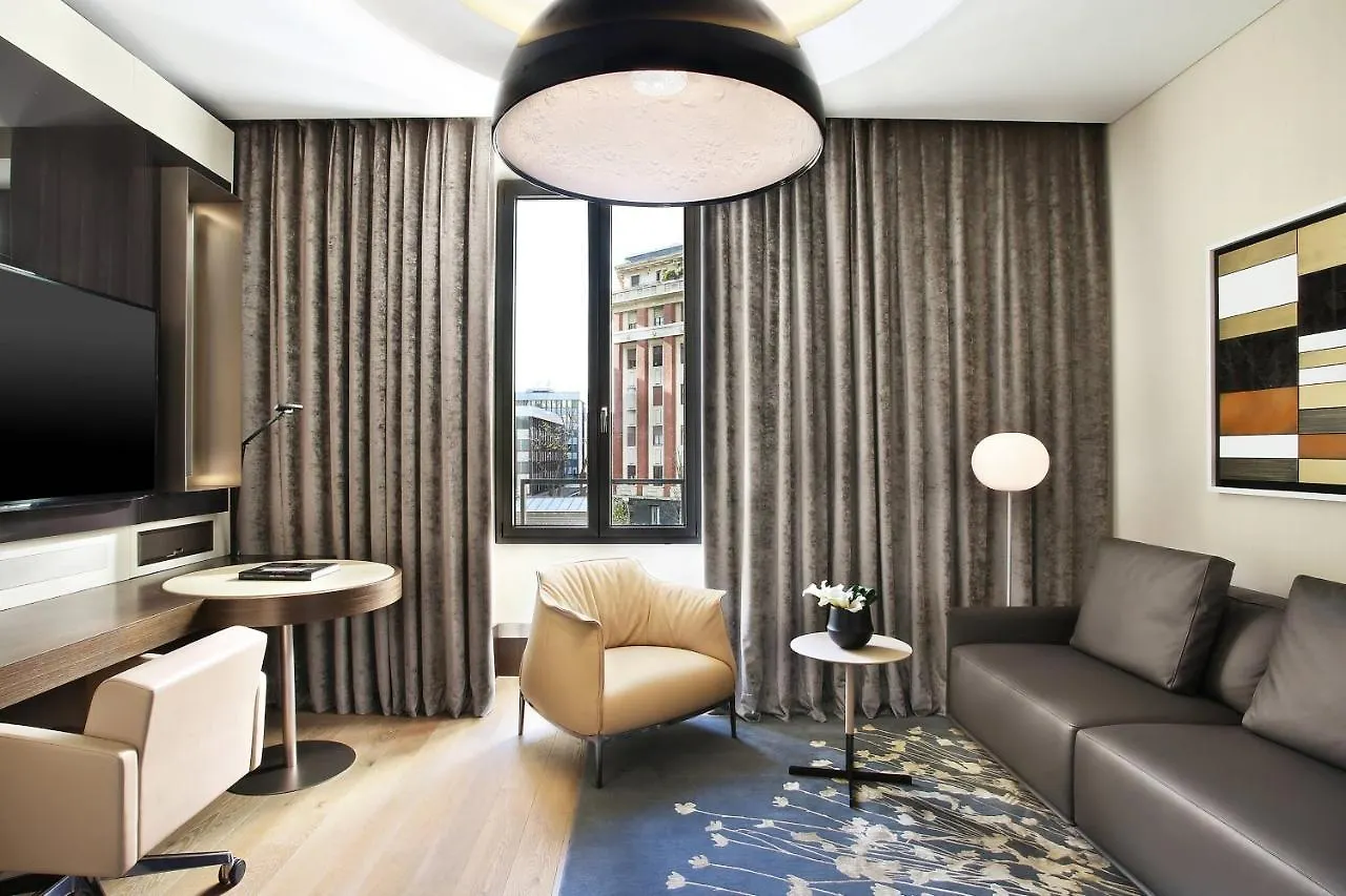 Excelsior Hotel Gallia, A Luxury Collection Hotel, Милан